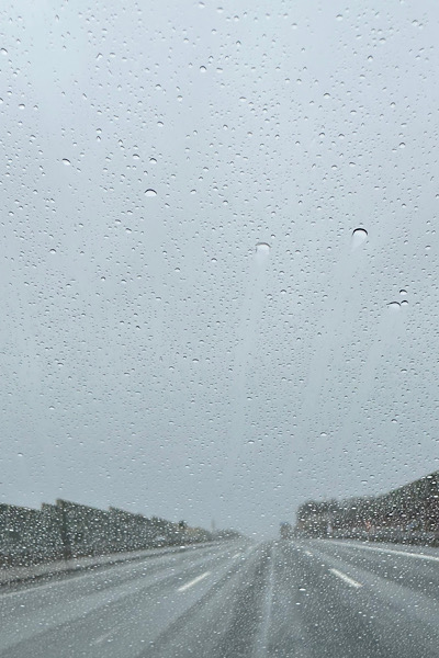 Regen auf der Autobahn